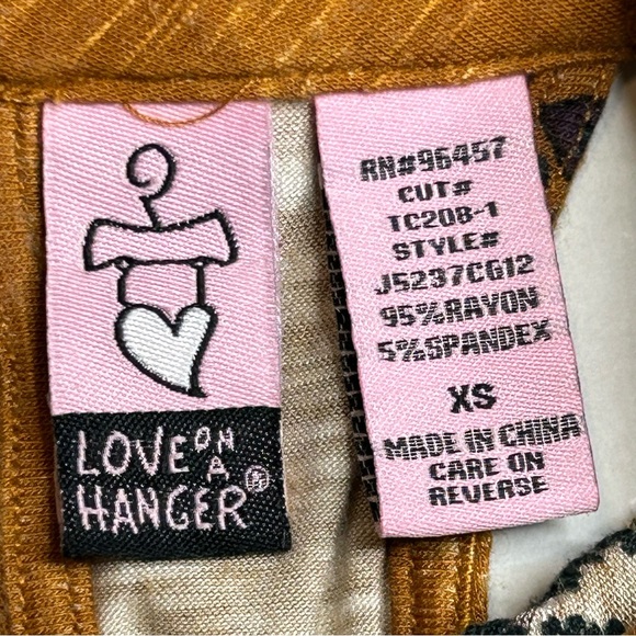 Love On A Hanger XS Sleeveless Halter Neckline Top Burnt Orange Back Keyhole - Picture 8 of 8